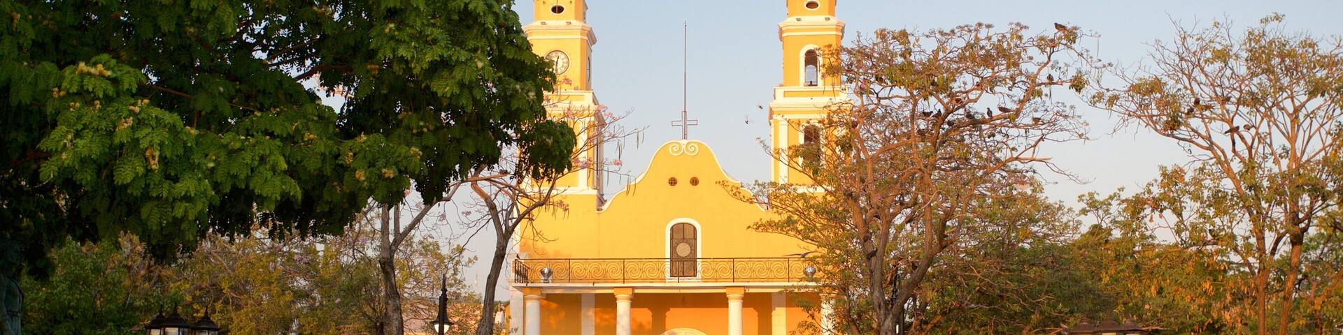 カルメンの聖母教会 どの含み 夕焼け, 庭園 と 教会あるいは大聖堂