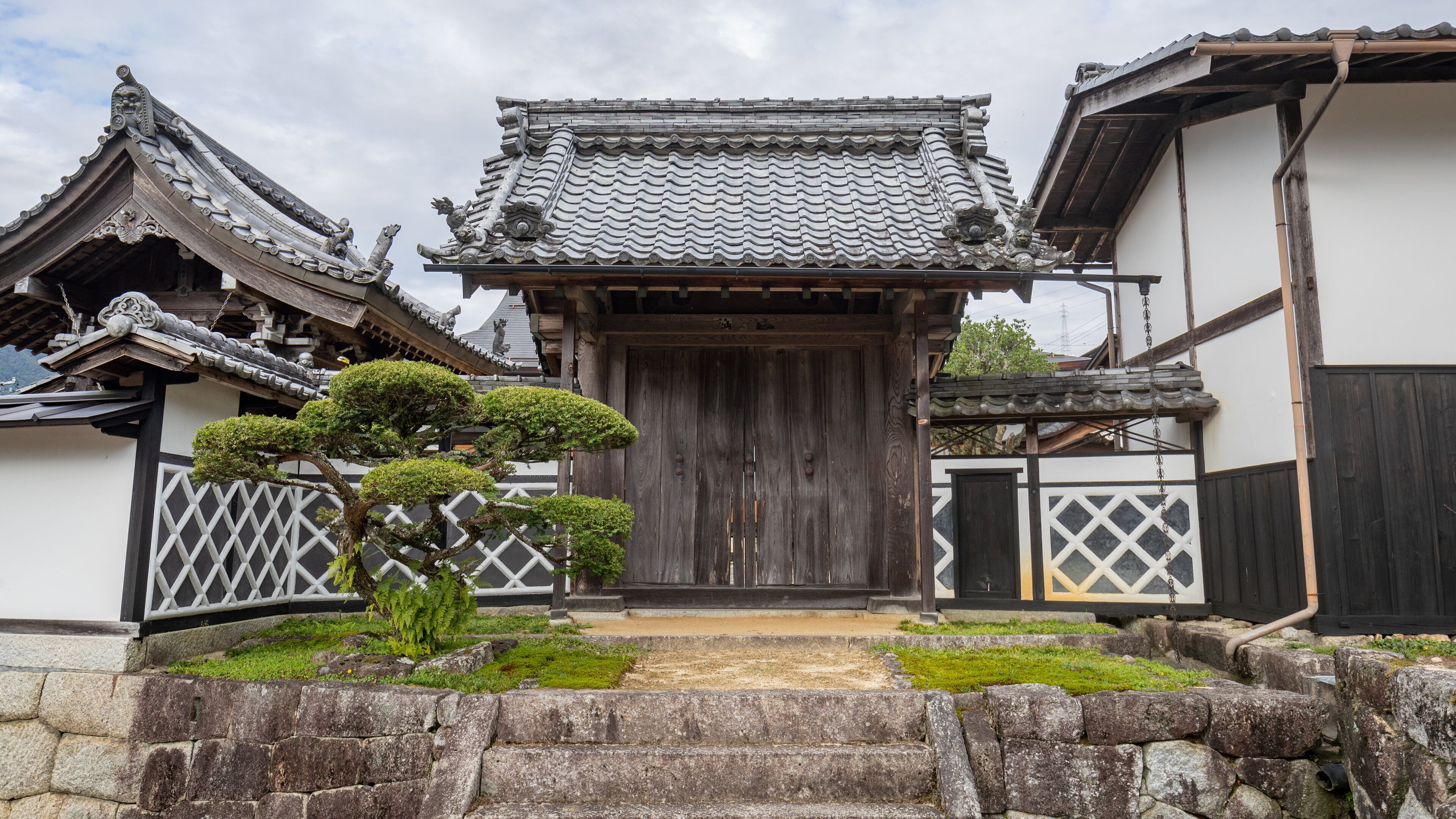 Kotokuji Temple featuring heritage elements