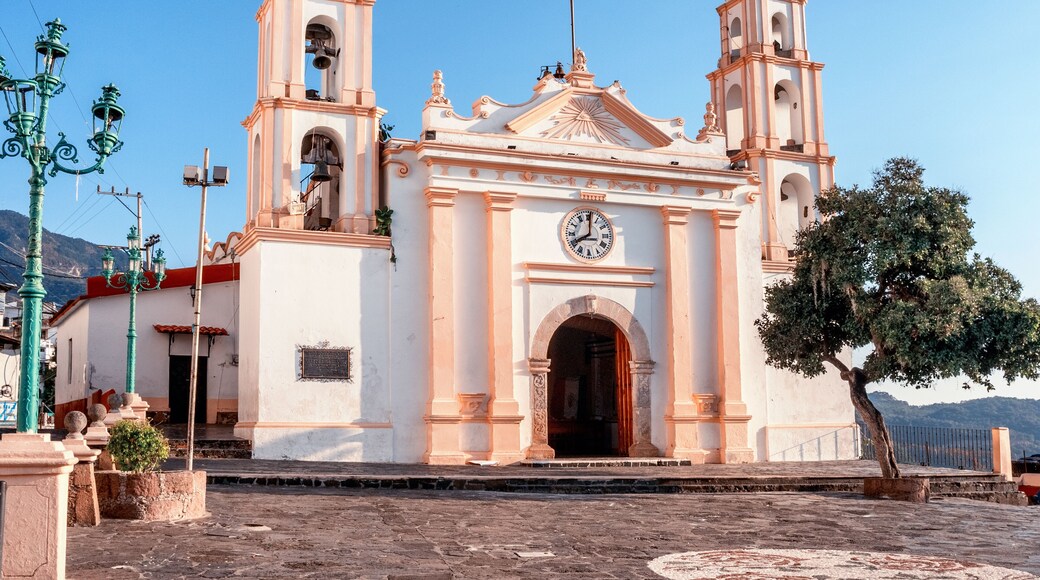 Ăglise Parroquia Nuestra Señora de Guadalupe