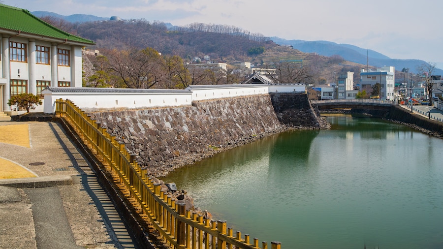 Maizurujo Park featuring a river or creek