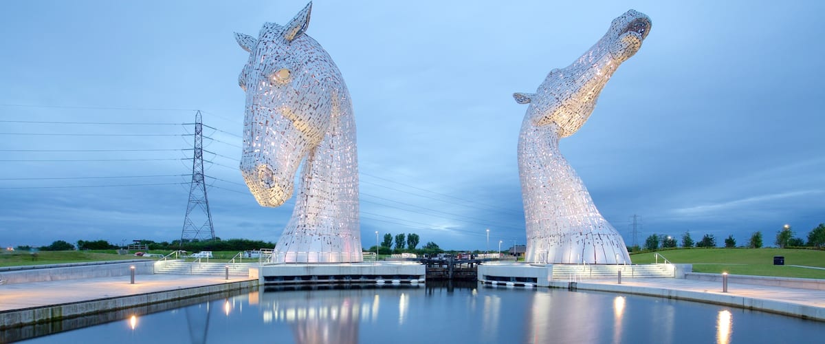 Grangemouth featuring lampi ja ulkotaide