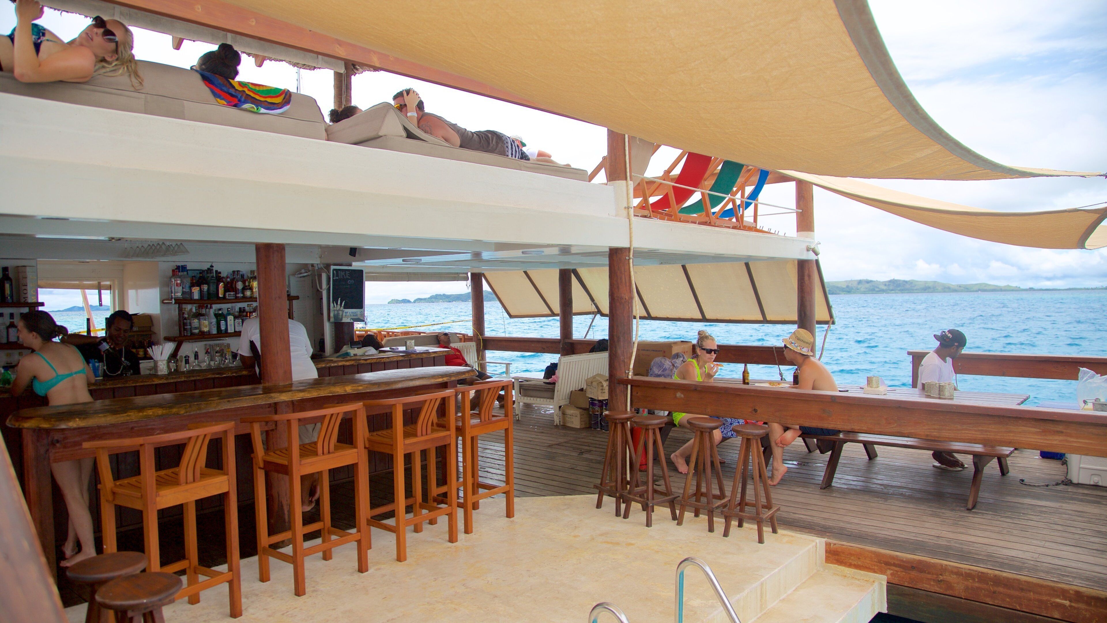 フィジー諸島共和国 フィーチャー バー と 海岸線の眺め