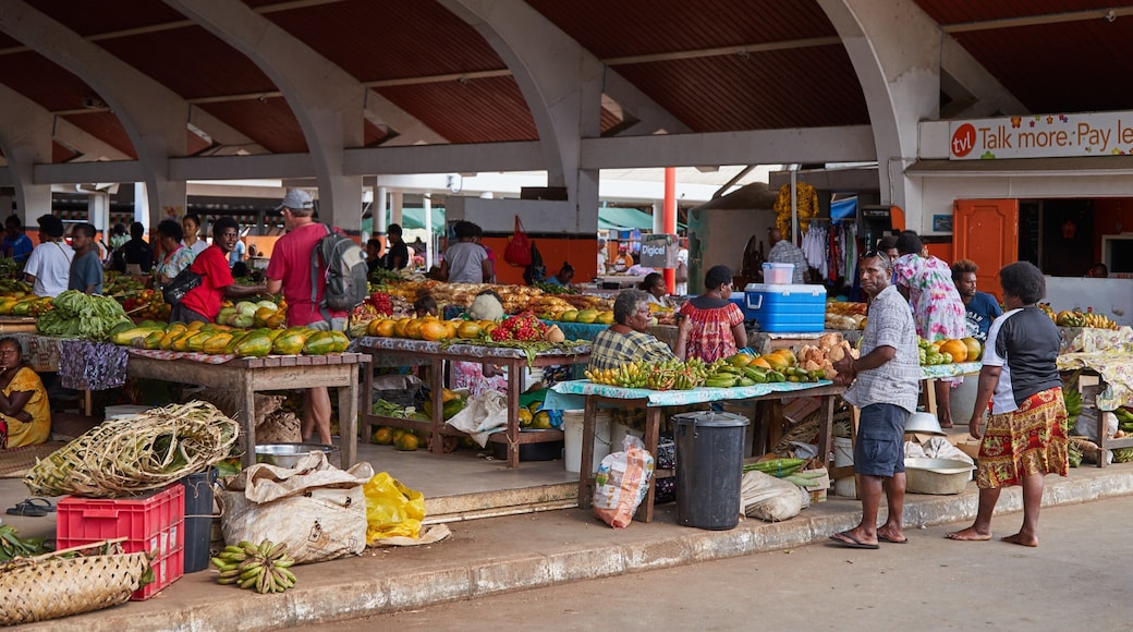 Port Vila Market 이 포함 시장 과 음식 뿐만 아니라 소규모 사람들