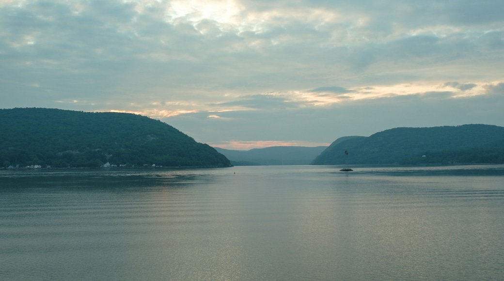 View of the Hudson River from Fleischmann Pier Park, Peekskill, New York