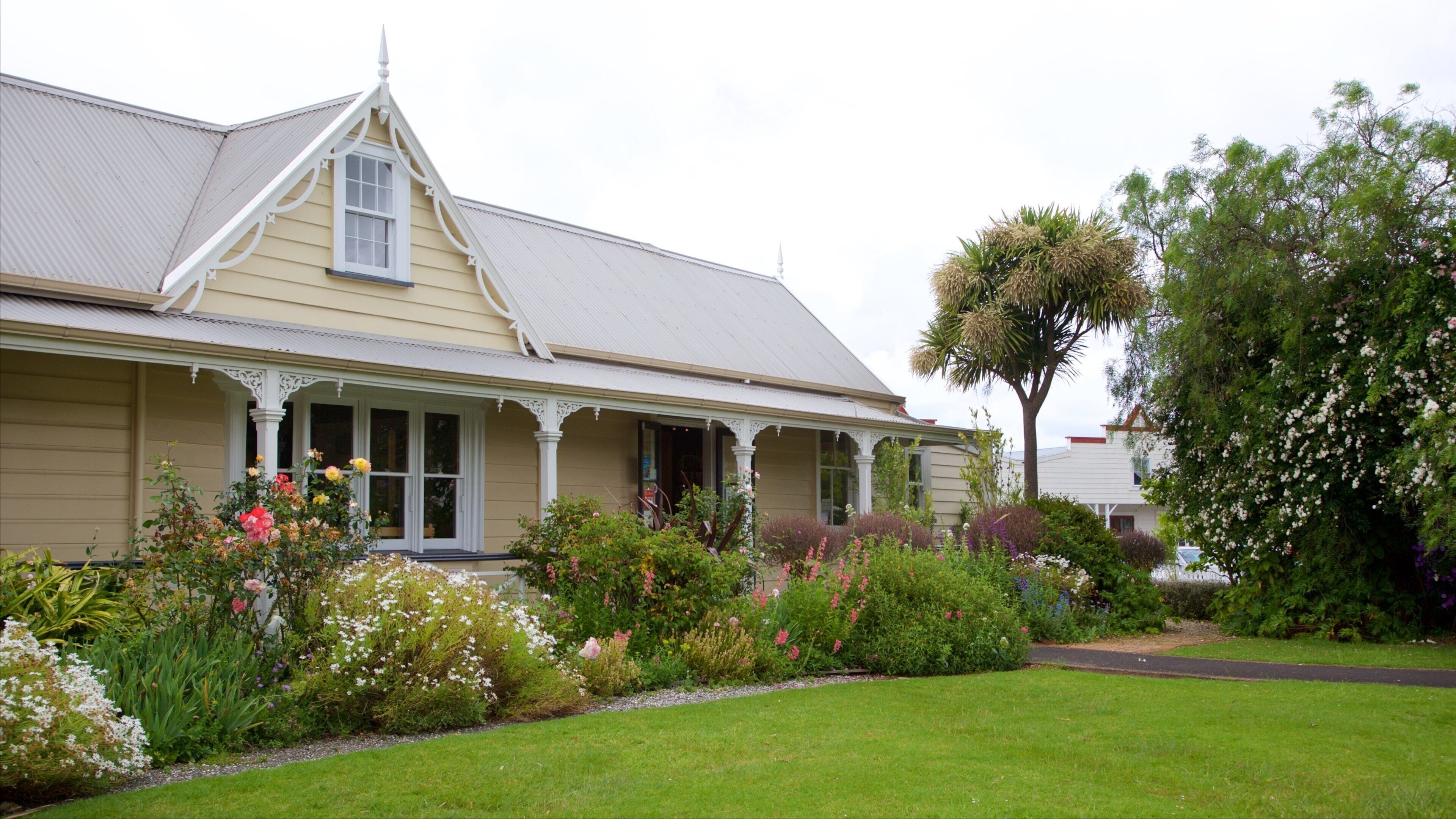 Whangarei inclusief een huis, historische architectuur en een tuin