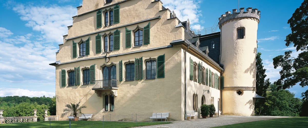Rosenau Palace which includes heritage architecture and a castle