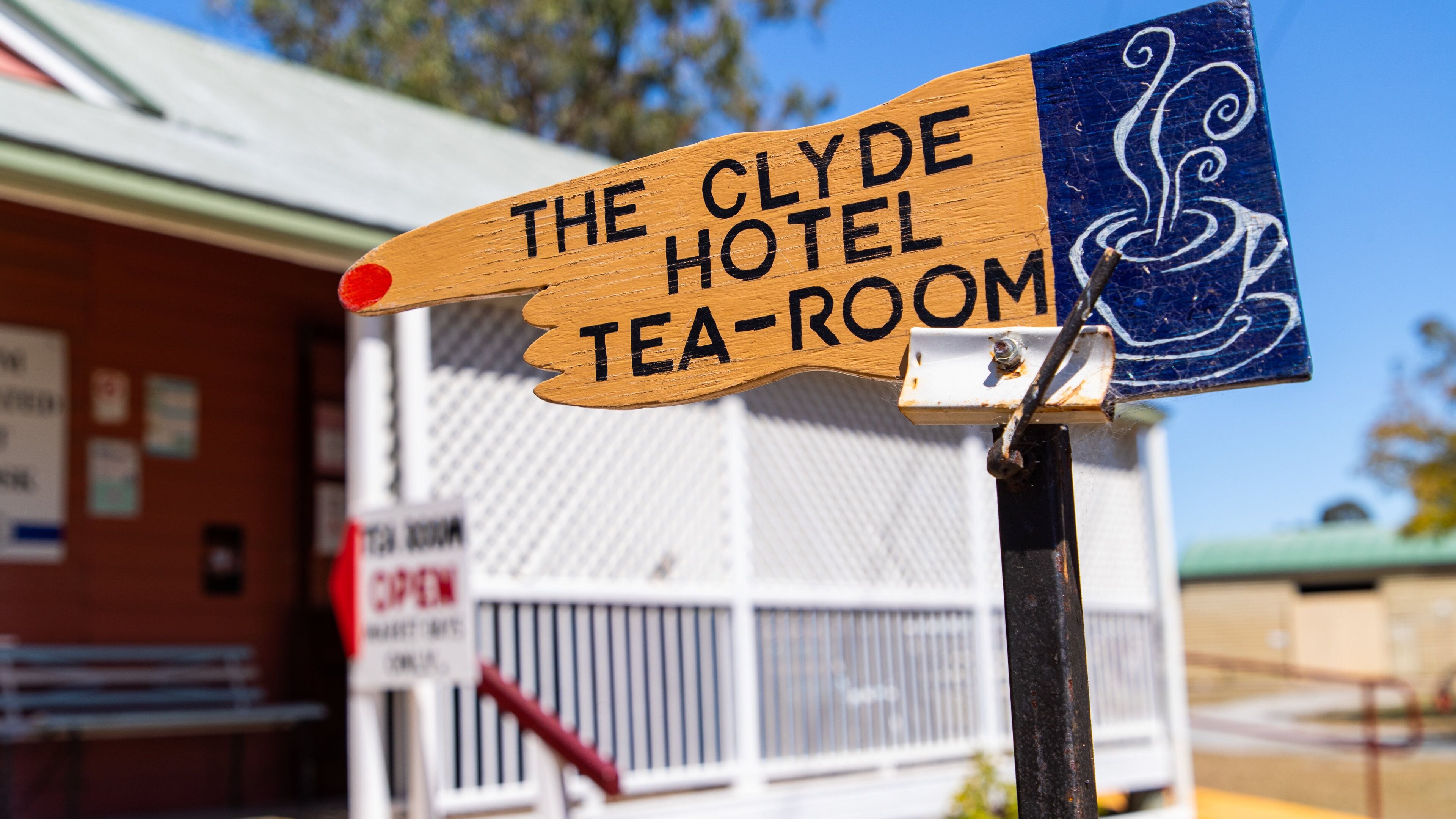 Calliope River Historical Village which includes signage