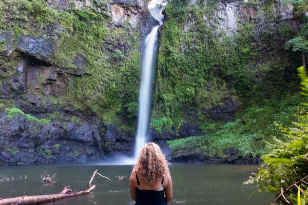You won't just stumble upon this 50m high beauty! Pull off the Palmerston highway into an unassuming looking carpark and then follow the signs. The walking track is 2.4km return and while not too difficult is uneven and along the rainforest floor. Definitely worth a little bit of a hike though!
www.cheskiesgaplife.com