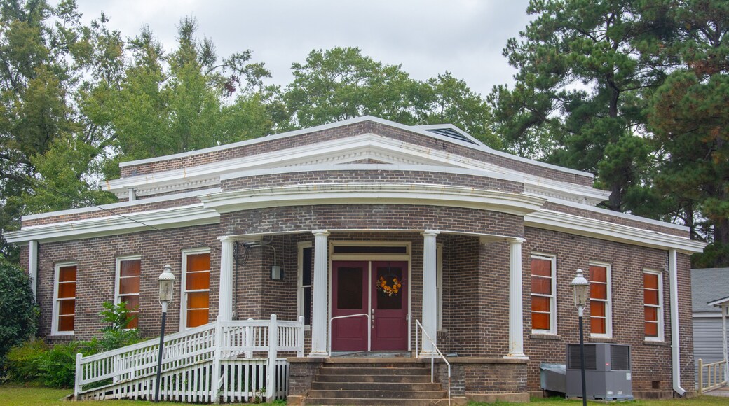 First Baptist Church