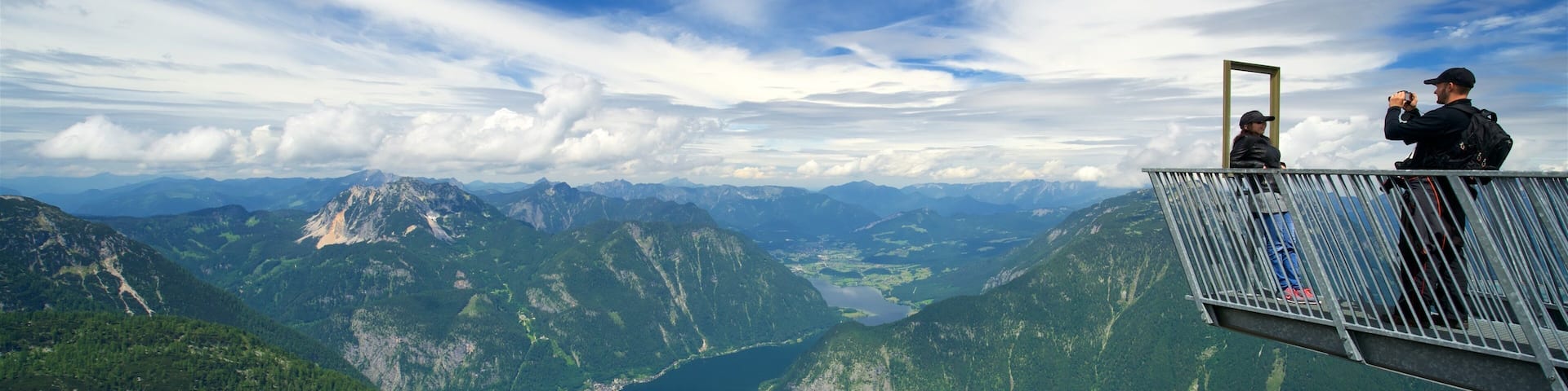 Hallstatt featuring mountains, views and tranquil scenes