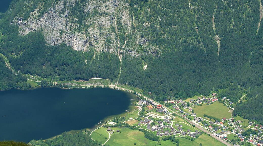 Dachstein Krippenstein featuring a lake or waterhole and a small town or village