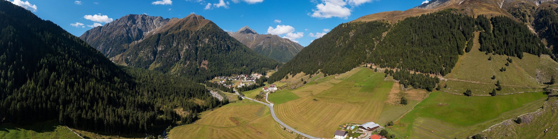 Austria, Tyrol, Sankt Sigmund im Sellrain, Aerial panorama of Sellrain Valley in summer