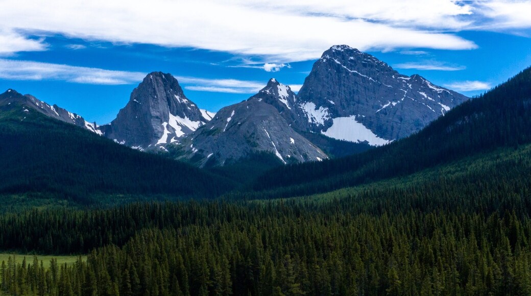 It doesnât matter where you go in the Canadian Rockies, all the views are breath taking. This was taken in between Spray Valley and Peter Lougheed Provincial Parks.