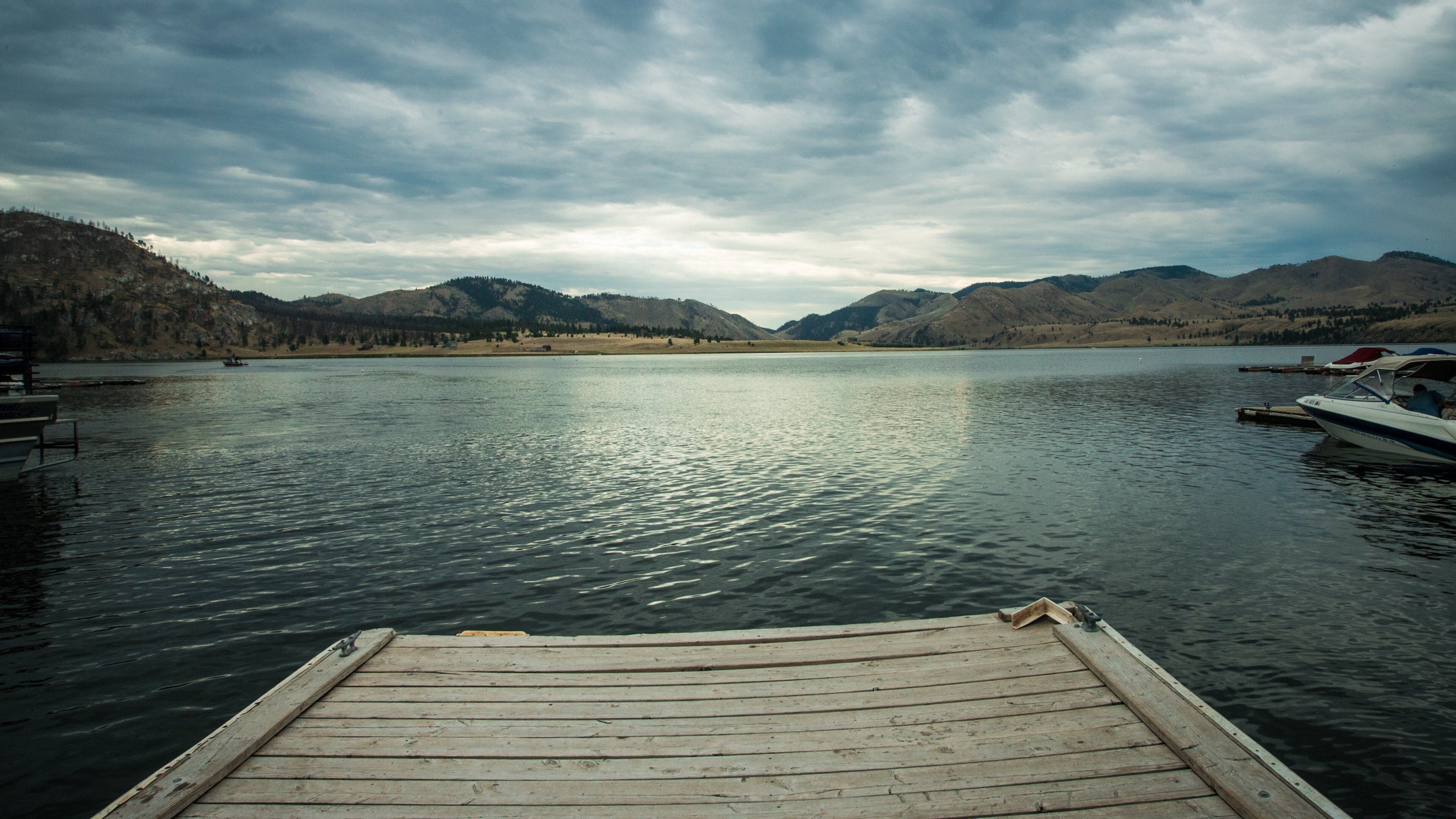 Helena featuring a lake or waterhole