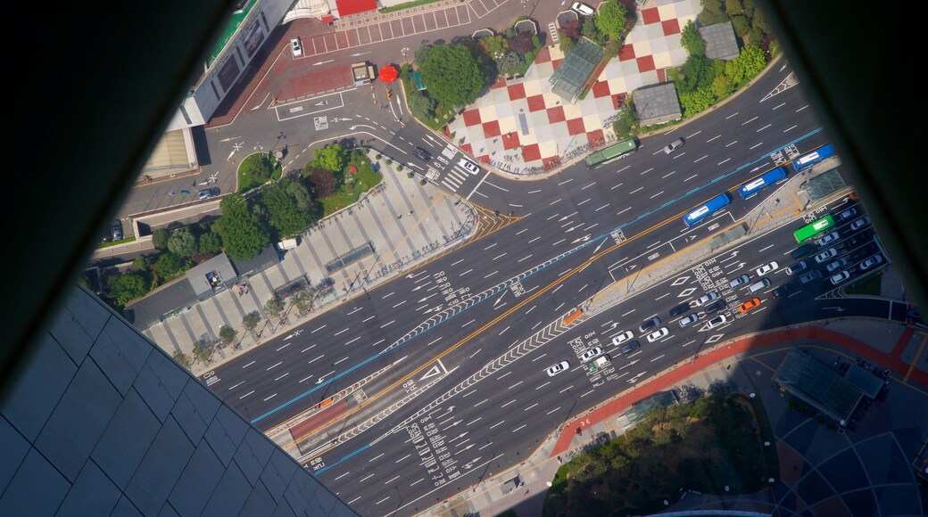 Torre Lotte World que incluye una ciudad