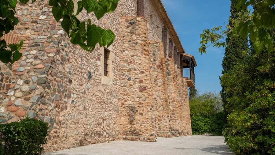 Castle Vilafortuny showing heritage elements