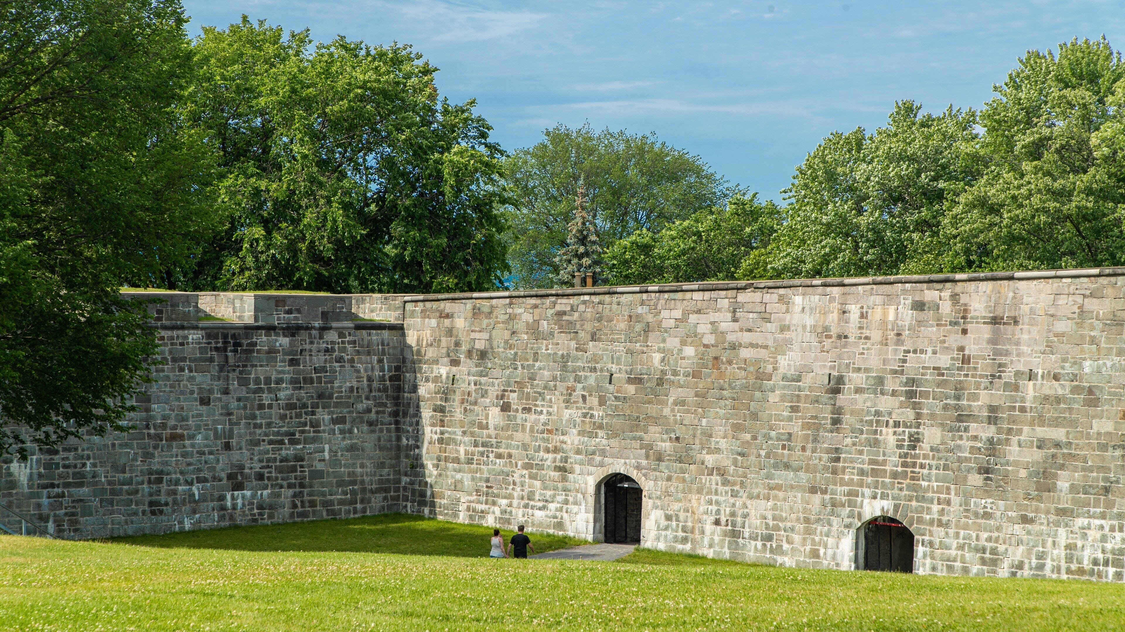 Plains of Abraham which includes heritage elements