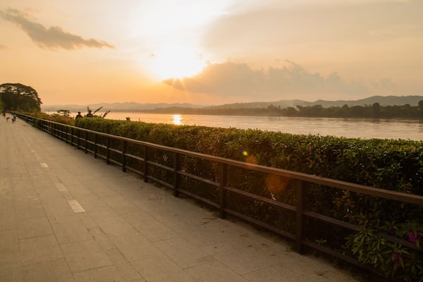 Road, river, scenery, Mekong, evening In Chiang Khan, Loei, Thailand