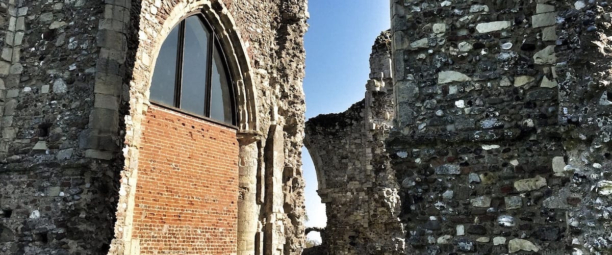 Leiston Abbey, old ruins and functioning music school #springfun