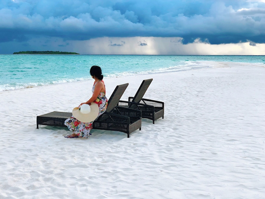 #sand #bluesea #ocean #palm #seascape #sun #beachlover #palms #sandandsea #seabreeze #seaside #whitesands #beachday #walksonthebeach #undefined #sunrise #sunsetsky #bluesky #sunset_lovers #sunset_stream #sunsetmadness #sunse #landscape #sunsets #undefined #instasky #cloudly #clouds
#beachtips