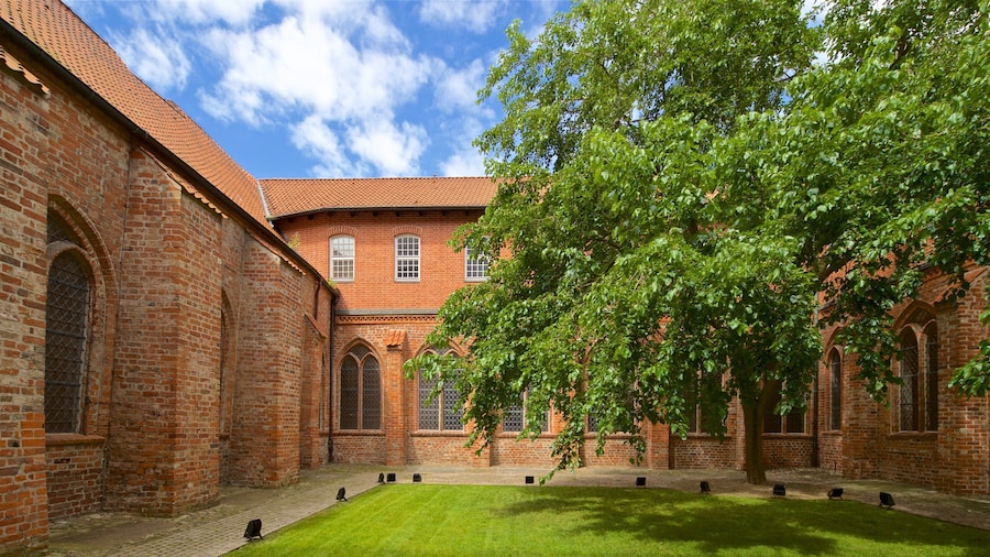 European Hansemuseum which includes heritage architecture and a garden