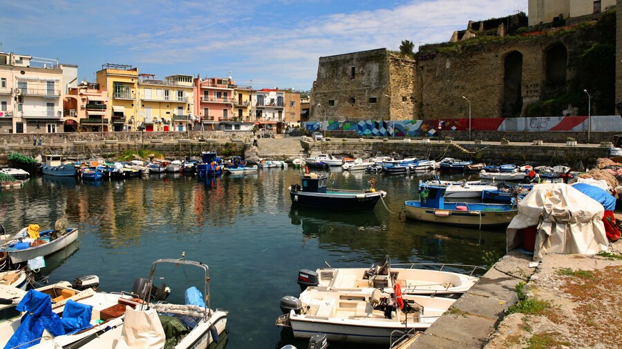 Hafen von Pozzuoli