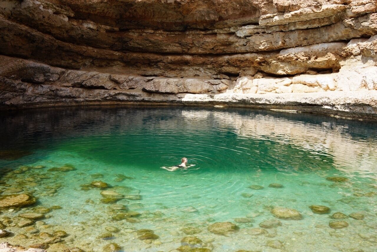 One of the nature spots in Oman - amazing BImmah sinkhole. Just 1.5 hours driving from Muscat and so worth a trip!

#lifeatexpedia #travel