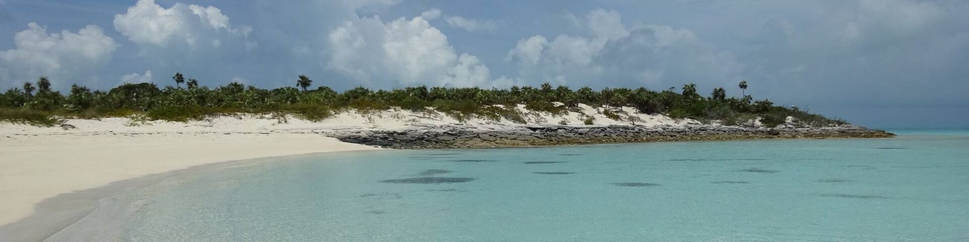 Staniel Cay
#beachbound #lifeatexpedia