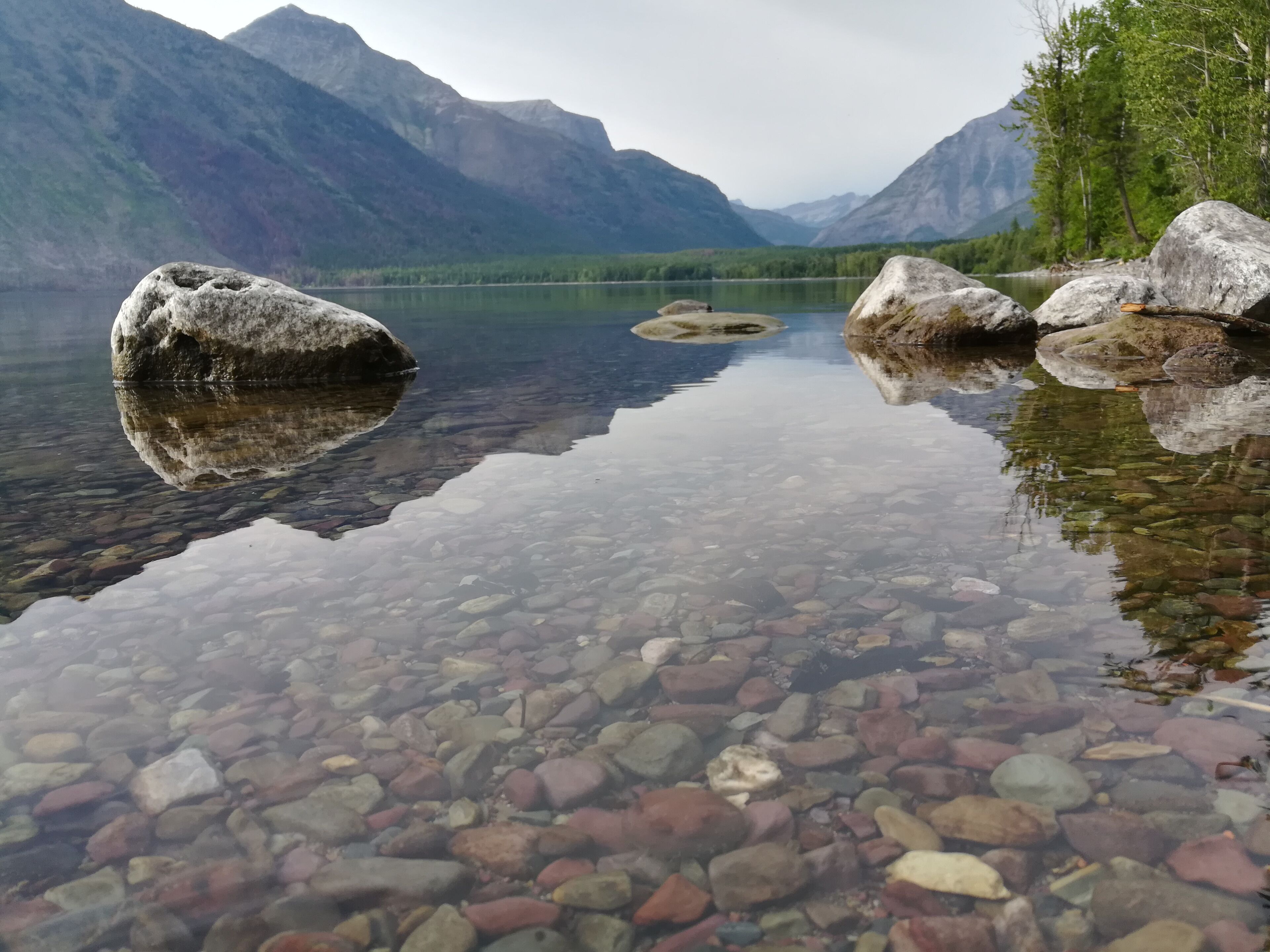 西冰河的麦当劳湖| Expedia