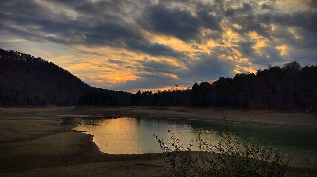 Nice sunset in Big Ridge State Park