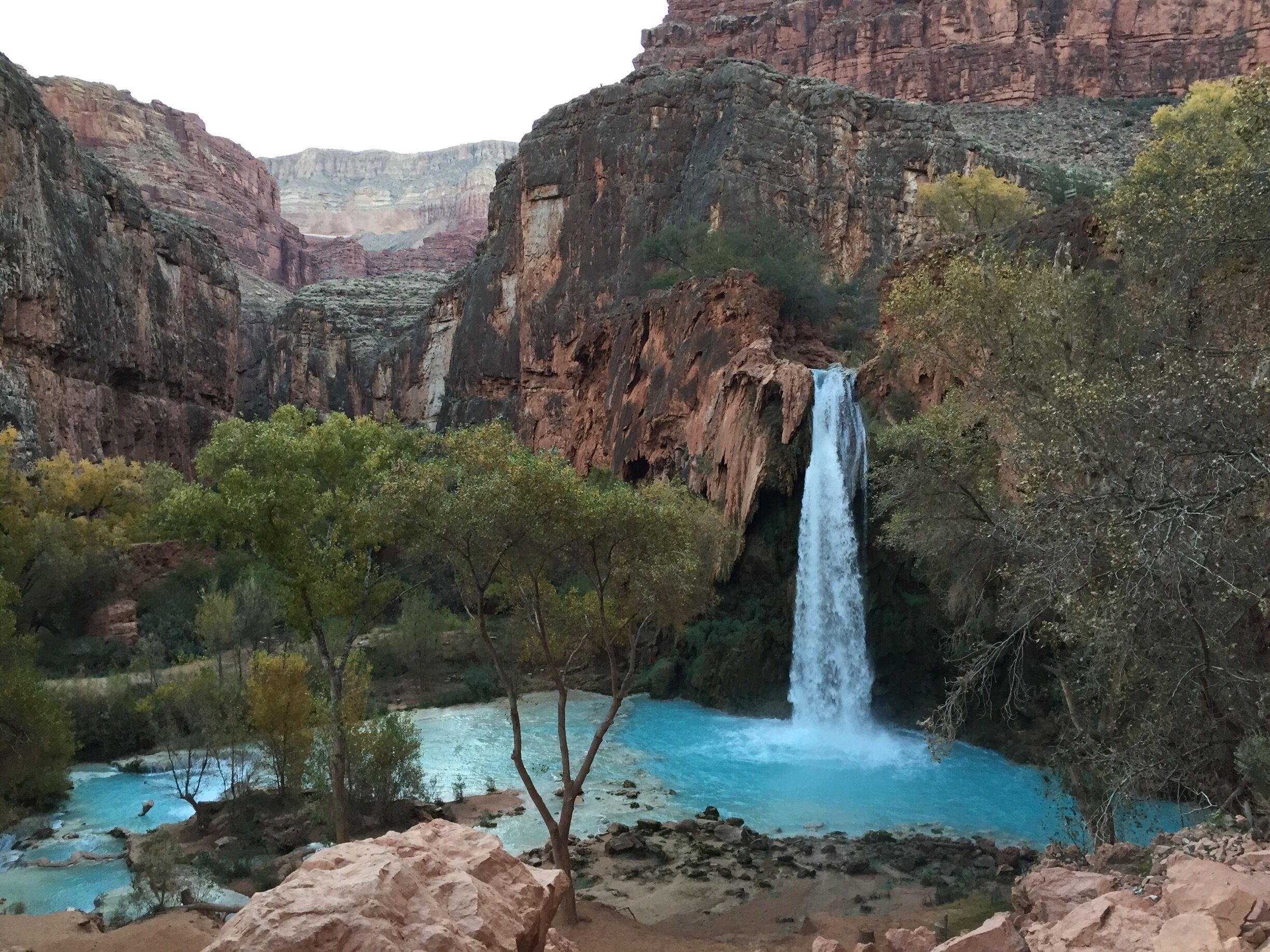 Urquhart Castle and Loch Ness, are they really worth a visit on a trip to Scotland? Our answer is yes, but only if you are already going to be nearby or taking a road trip through Scotland. Sure, Loch Ness is a great place to visit, but there are better places to see in Scotland first. For more information, read this: http://www.earthtrekkers.com/loch-ness-urquhart-castle-worth-visiting/
