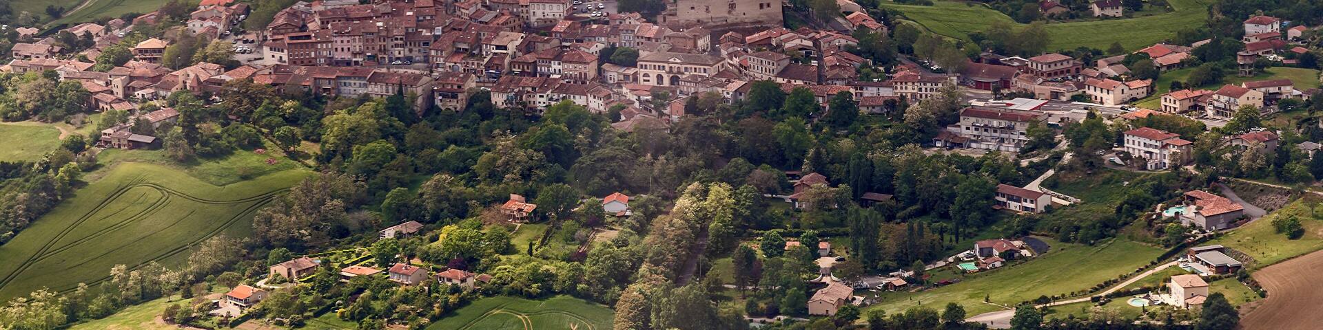 English: Aerial view of Verfeil, Haute-Garonne, France.