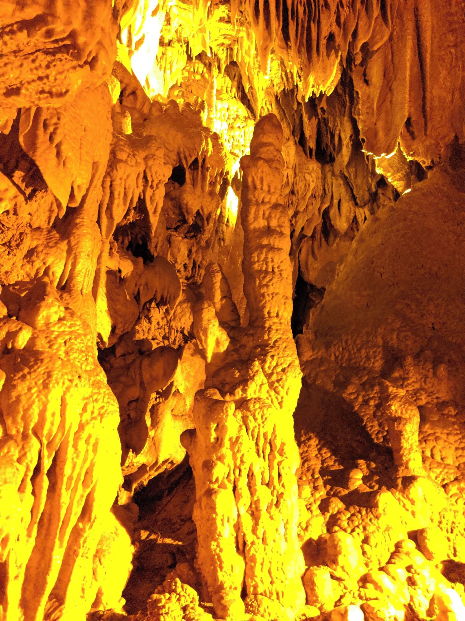 Definitely worth a trip to Kentucky! The National Park has a lot of different tours to choose from. We did the Domes and Dripstones tour and were not disappointed. Learned a lot of cool info and saw some magnificent geology. #kentucky #nationalpark