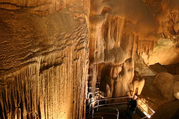 Mammoth Cave National Park which includes caves