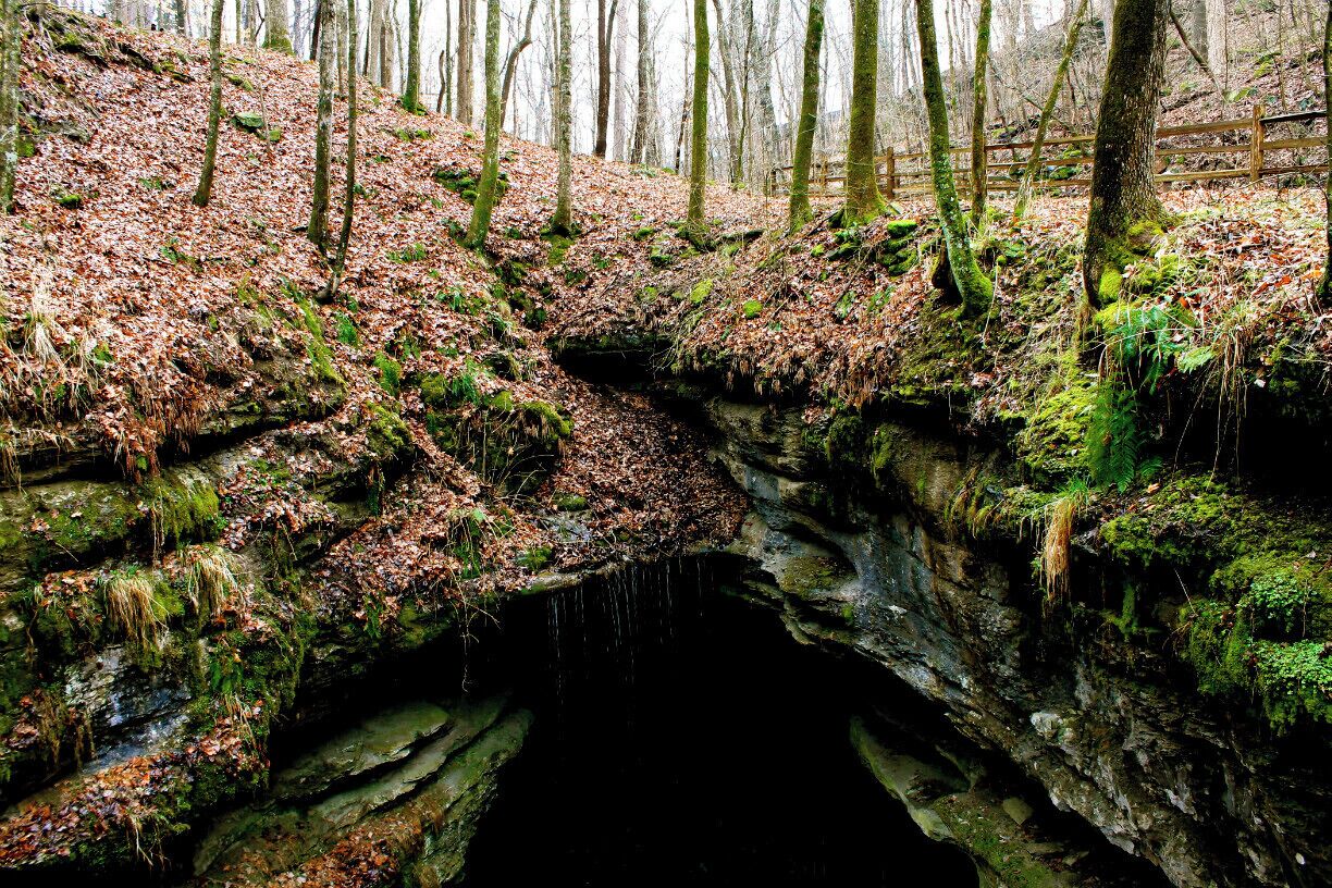 This UNESCO World Heritage sight is the world's largest network of natural caves and one of the largest underground #nationalparks.
