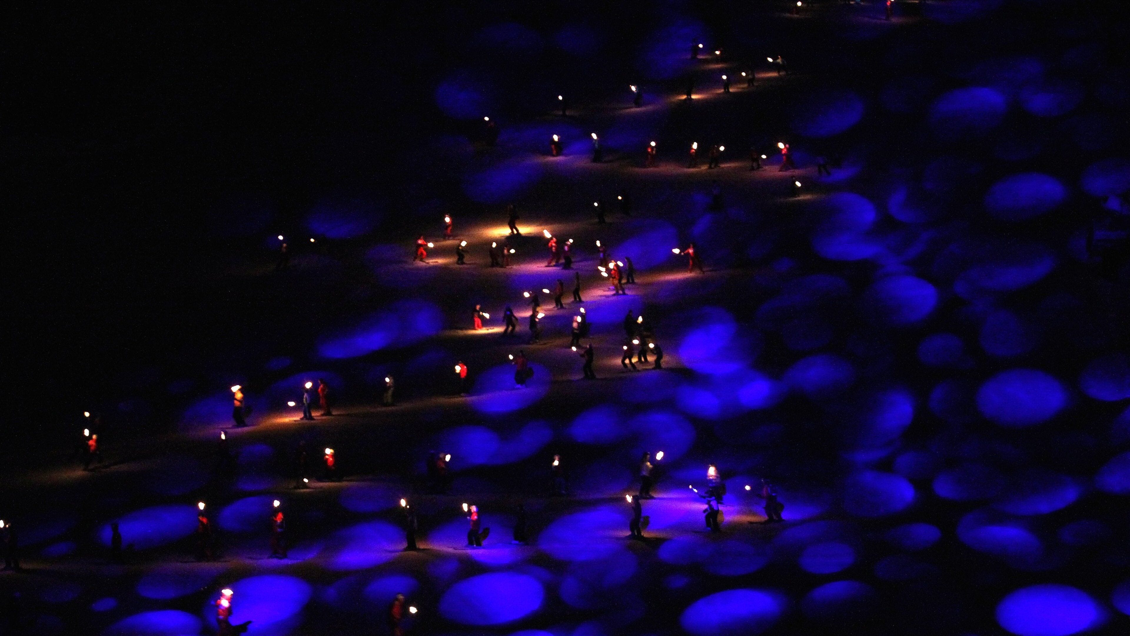 Aix-en-Provence which includes night scenes and snow as well as a small group of people