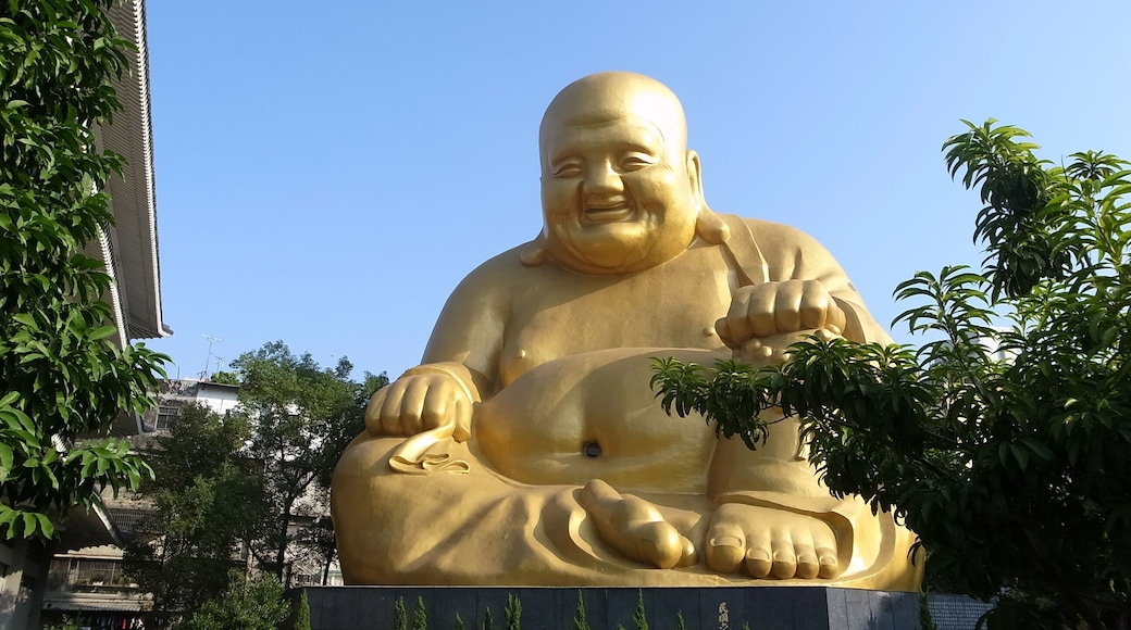 宝覚寺の布袋様