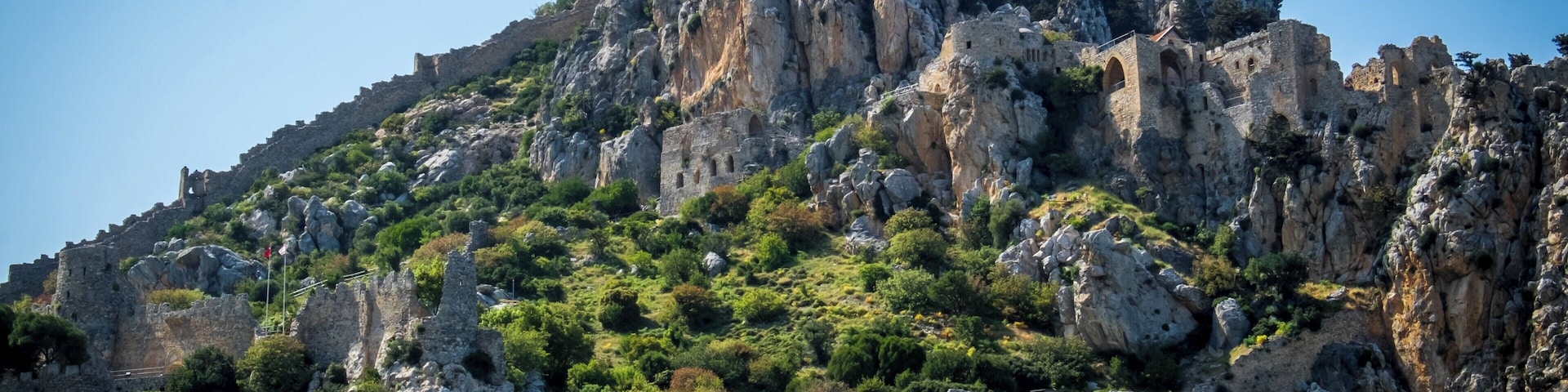 The magnificent Saint Hilarion #castle in the #mountain range of Kyrenia
#details