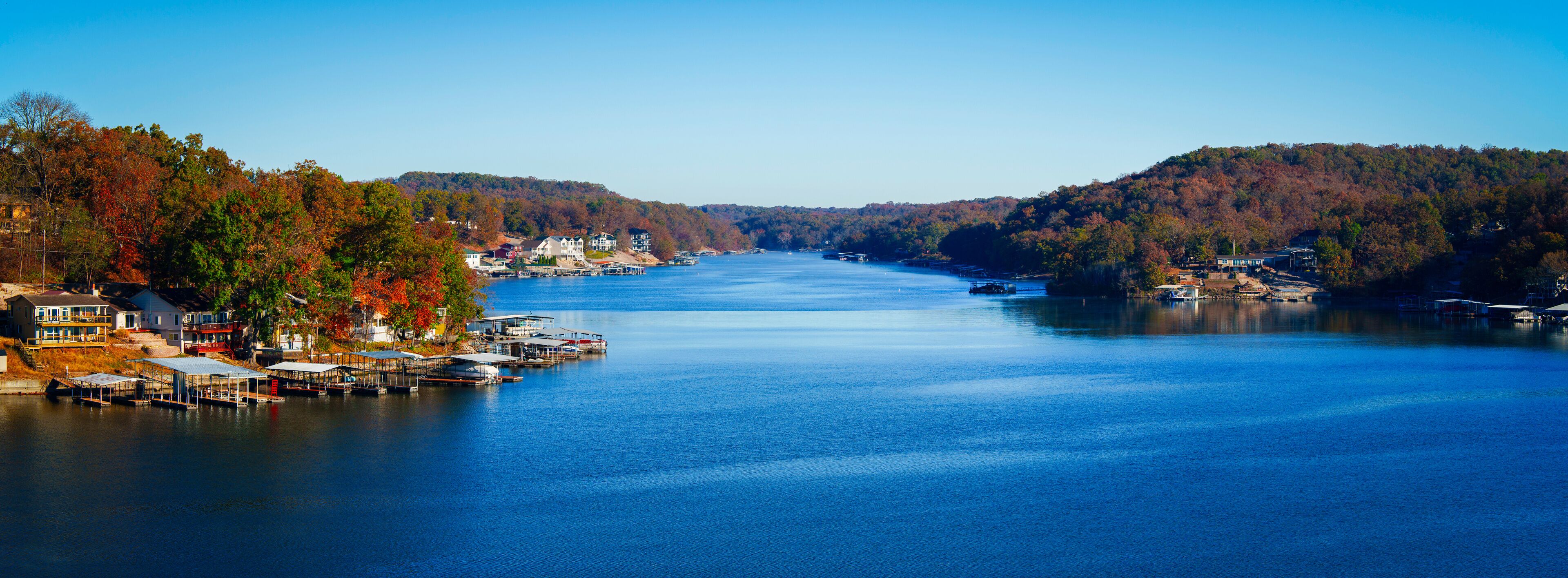 Sunrise over the Lake of the Ozarks in Rocky Mount Missouri, USA: A tranquil vibrant autumn landscape in the morning