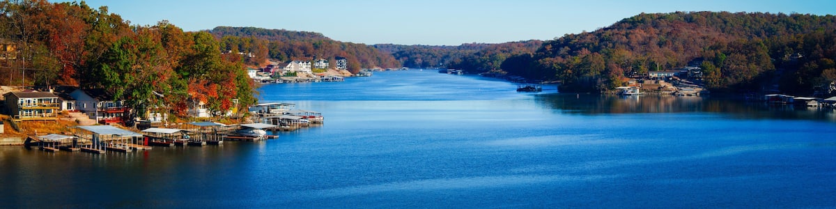 Sunrise over the Lake of the Ozarks in Rocky Mount Missouri, USA: A tranquil vibrant autumn landscape in the morning