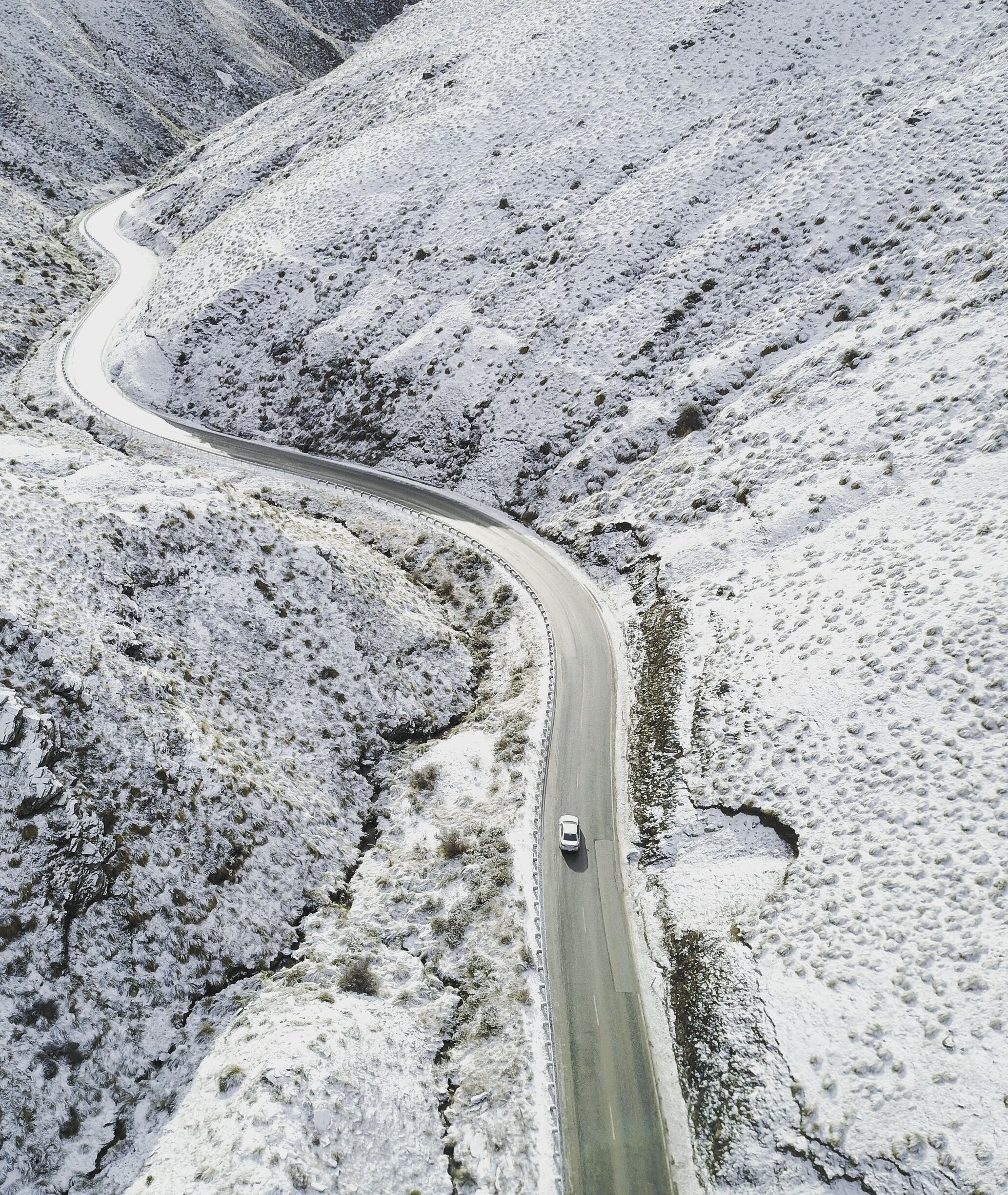 I love Crown Range when its snowing 😍❄🚗