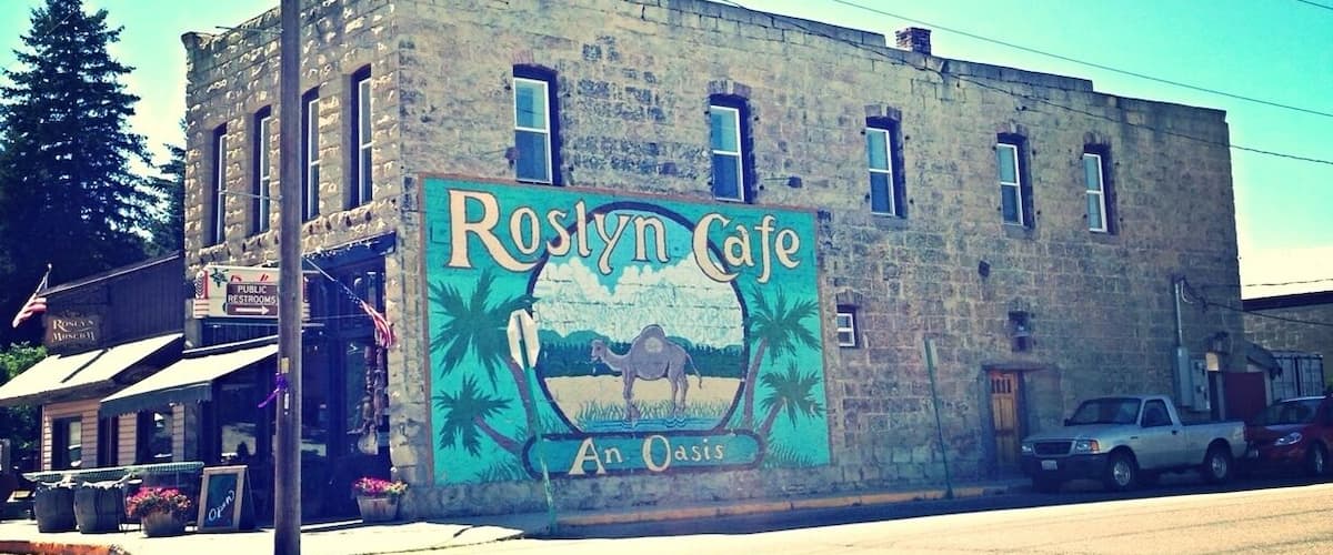 The Roslyn Cafe is a local staple. Expect this joint to be jam packed, especially on Sundays during the farmers market which runs from 10-2.