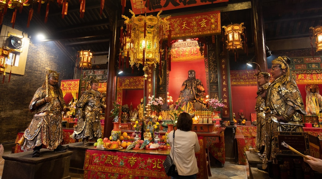 Pak Tai Temple showing interior views, heritage elements and a temple or place of worship