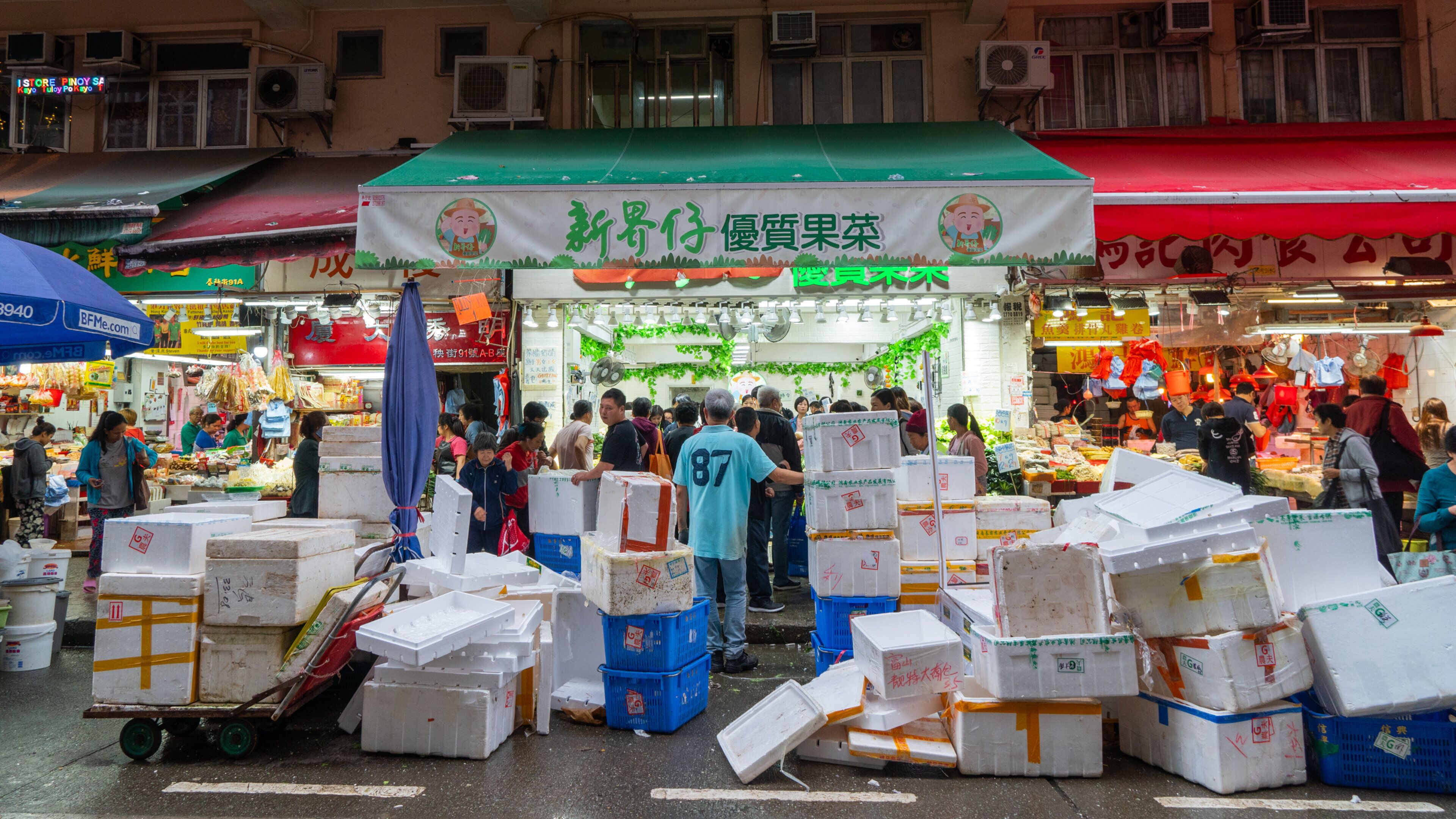 Chun Yeung Street Market featuring street scenes and markets
