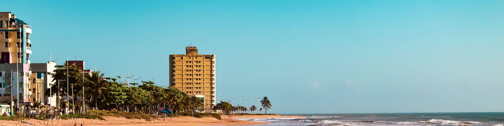 PRAIA DO BARROTE EM JACARAIPE, SERRA, ES, BRASIL.
