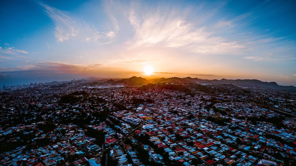 Amaneceres y Atardeceres en diferentes puntos de la ciudad de panama