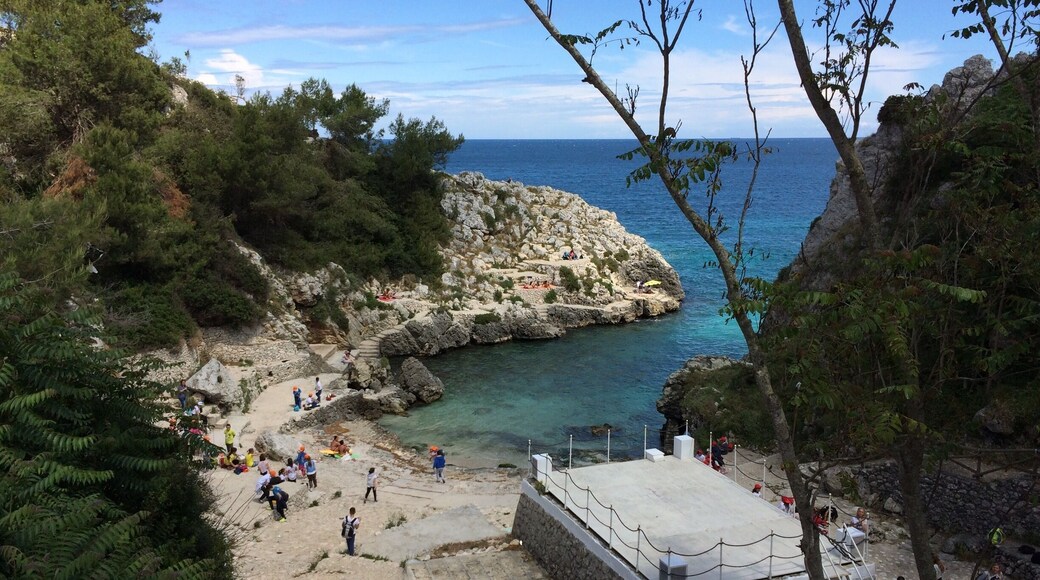 Off the beaten track hidden cove