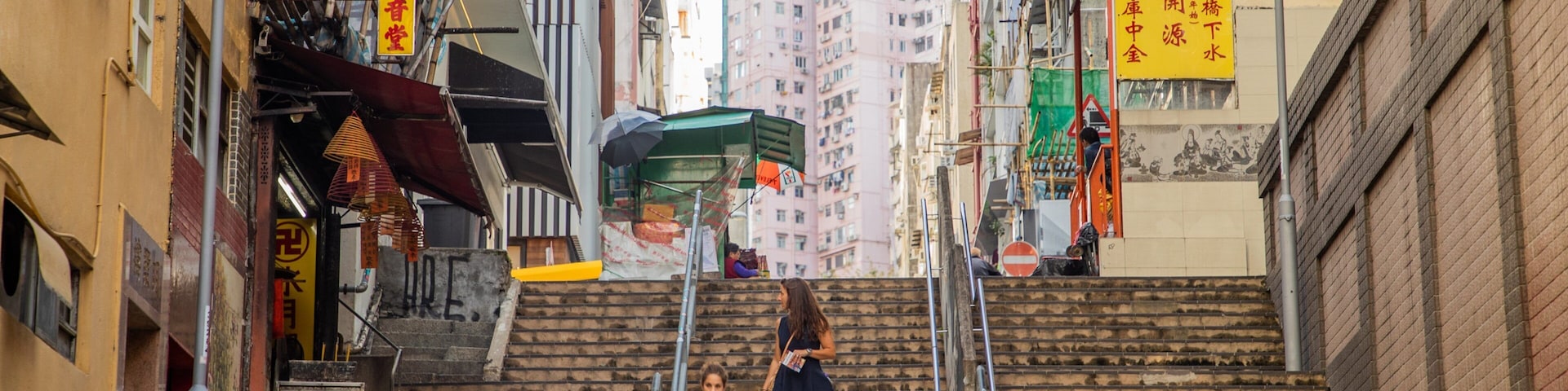Tai Ping Shan Street showing street scenes