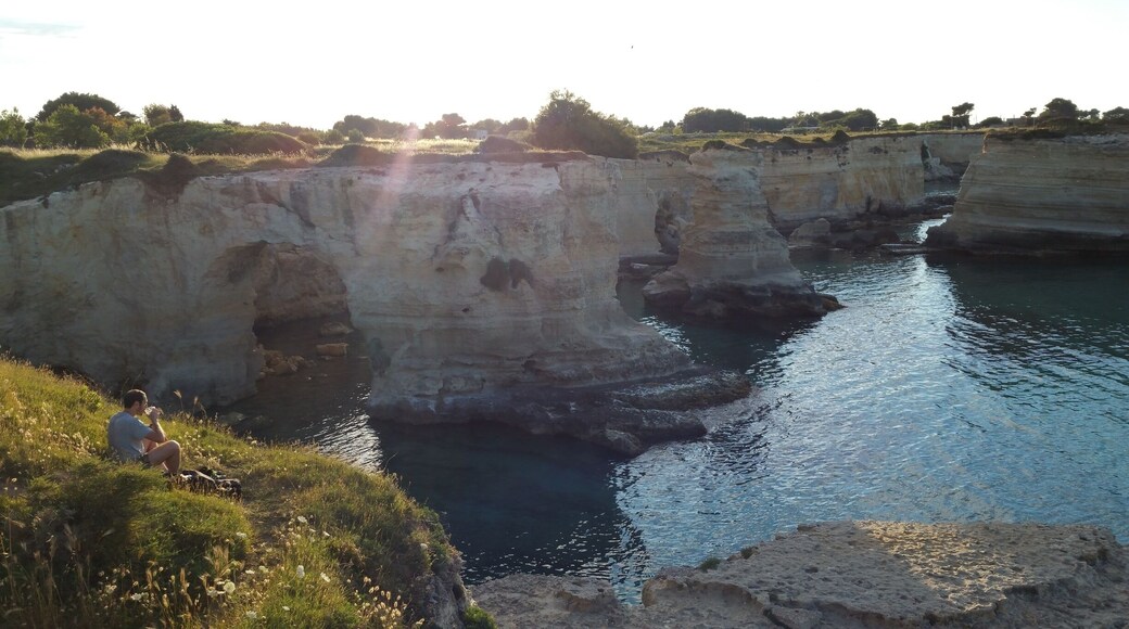Awsome caves on The Rocks like giants protecting Sea world