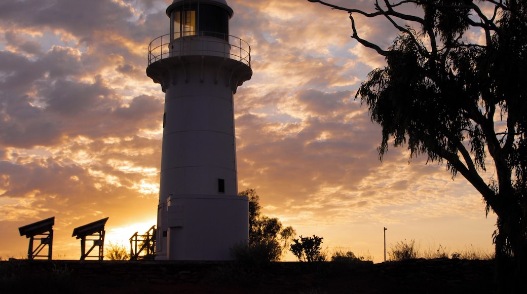 To enjoy our 4x4 Toyota for a couple of more days we took this off-road trip to Kooljaman Cape Leveque. This lighthouse was on top of of where we camped.